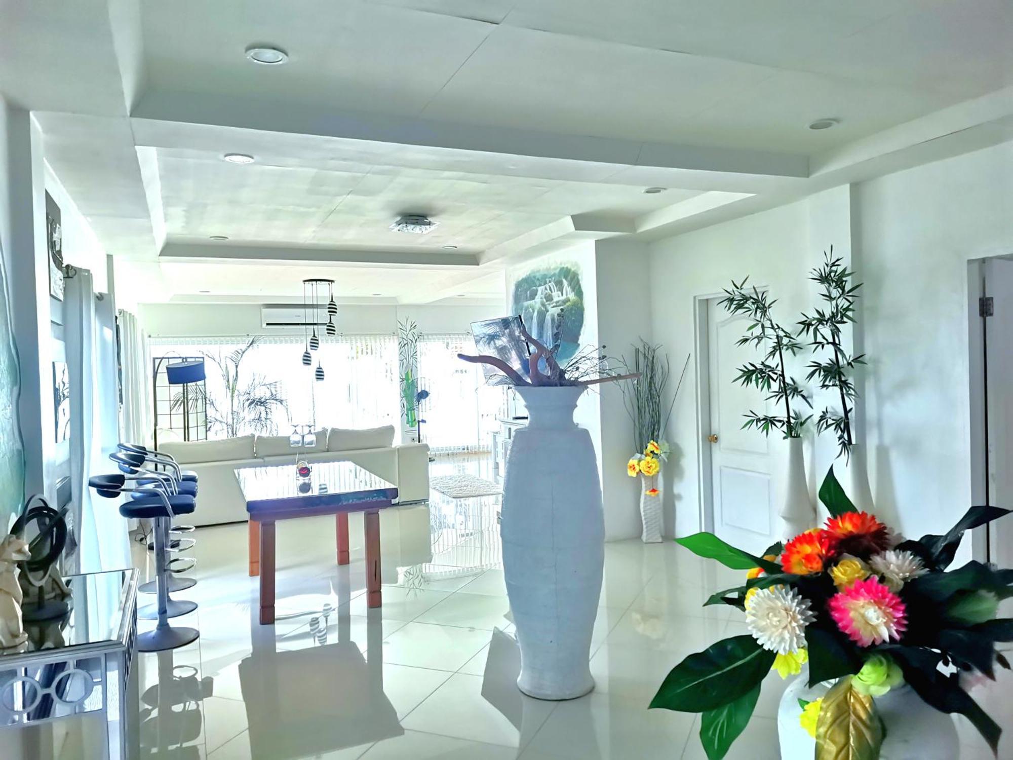 Beach Front White House Villa Maria  Exteriér fotografie
